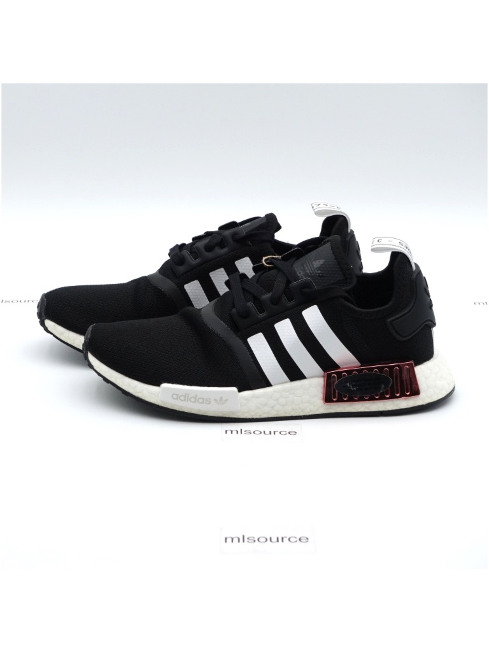 NEW Size 8.5 Women's adidas Originals NMD_R1 Sneakers FY3771 Black/White
